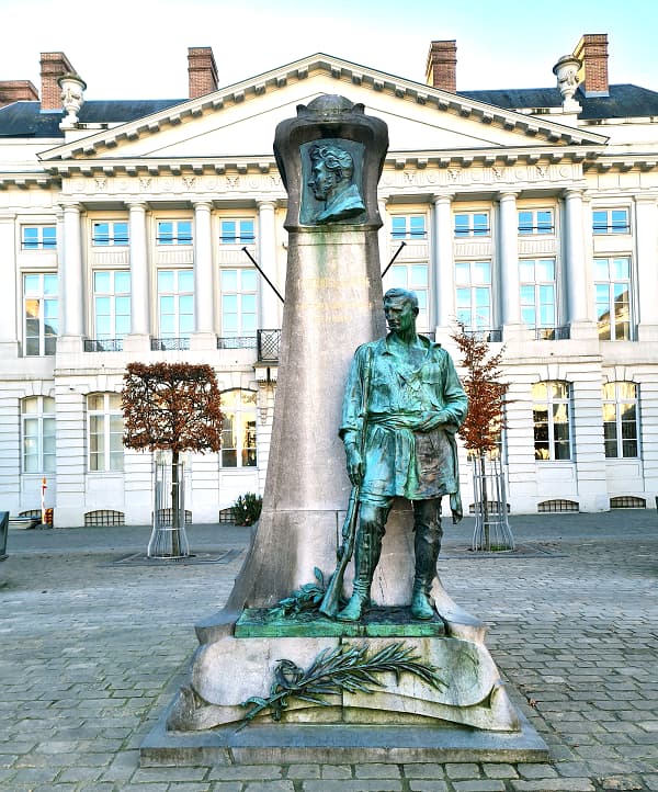 Monument voor graaf Frédéric de Mérode