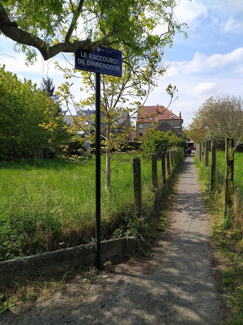 Scholenweg