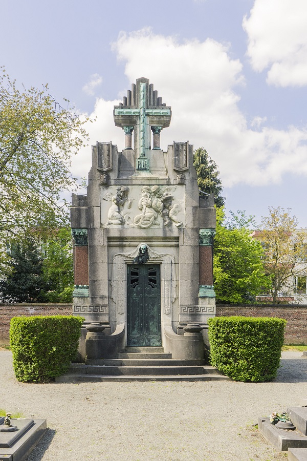 Schrijn van de familie de Ro