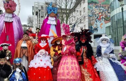 Carnaval 'Venetië in de Marollen'