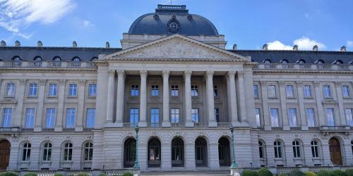 Bezoek Koninklijk Paleis