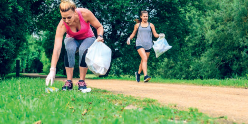 Plogging: lopen en afval opruimen