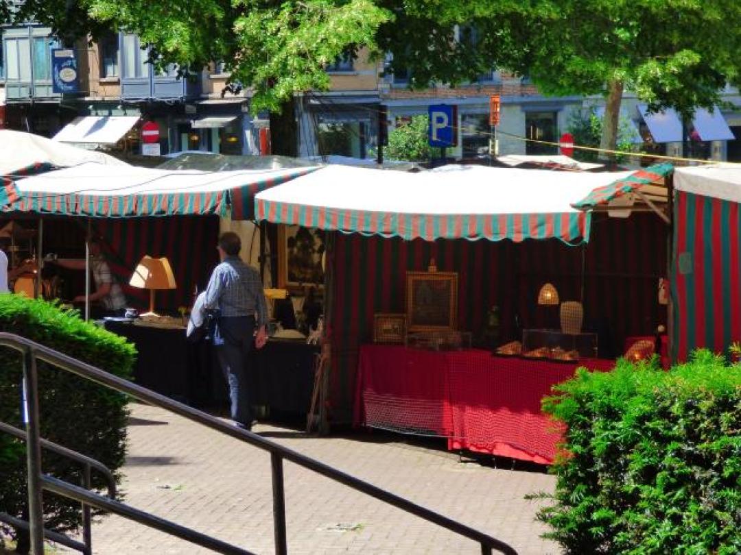 Ontwerpers en antiquairs? Doe mee aan de markten!